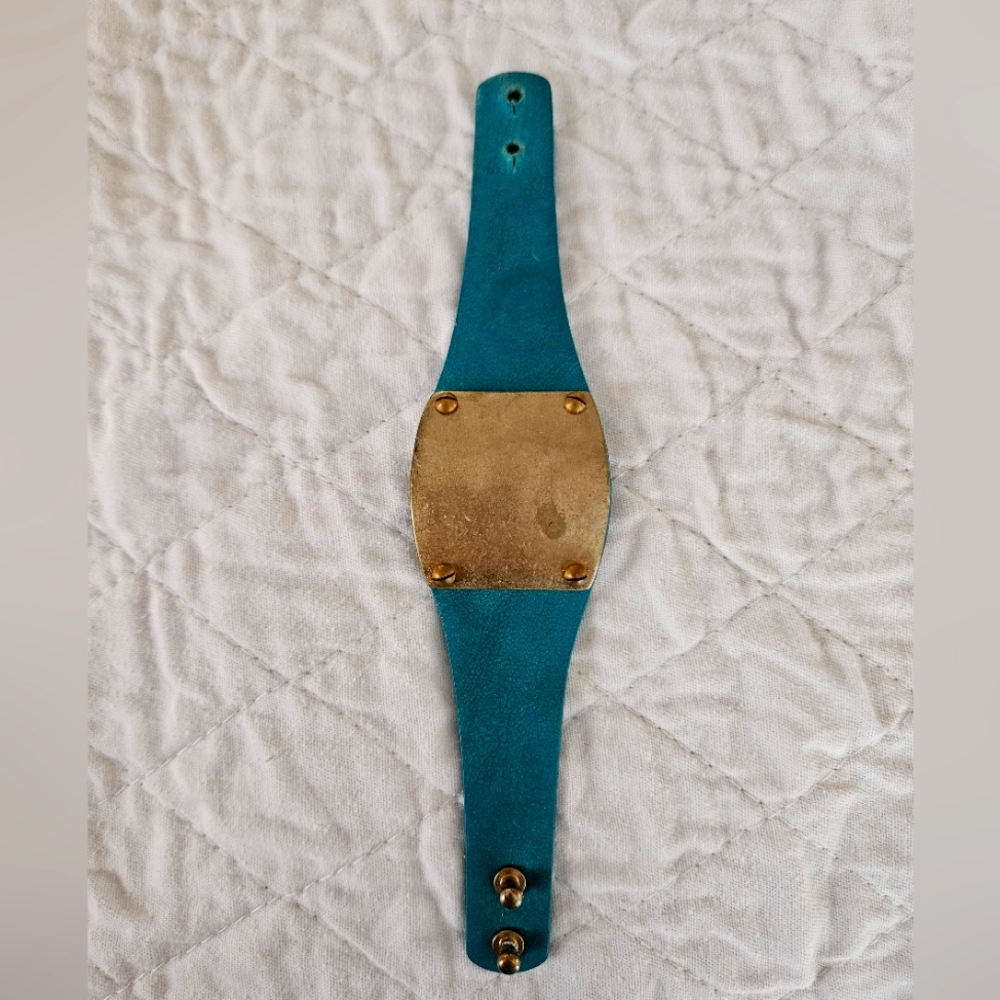 The Sak bracelet